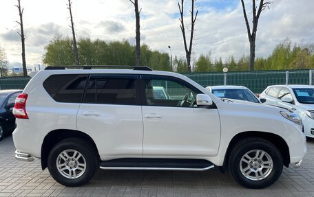 Toyota Land Cruiser Prado 150 рестайлинг 2, 2016 год, 3 550 000 рублей, 8 фотография