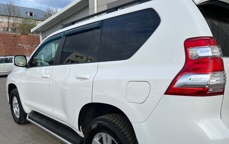 Toyota Land Cruiser Prado 150 рестайлинг 2, 2016 год, 3 550 000 рублей, 30 фотография