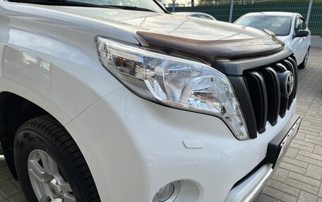 Toyota Land Cruiser Prado 150 рестайлинг 2, 2016 год, 3 550 000 рублей, 29 фотография