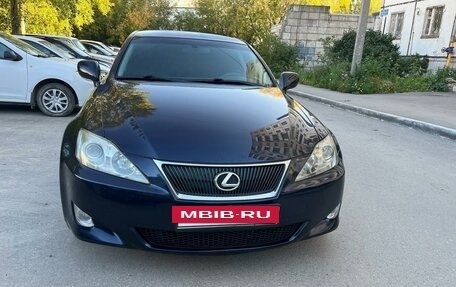 Lexus IS II рестайлинг 2, 2006 год, 1 227 000 рублей, 3 фотография