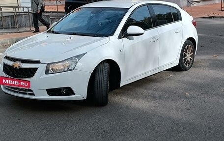 Chevrolet Cruze II, 2012 год, 850 000 рублей, 2 фотография