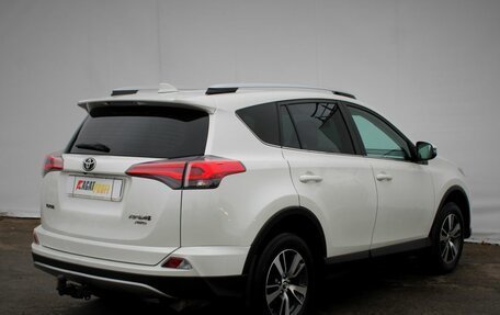 Toyota RAV4, 2017 год, 2 650 000 рублей, 7 фотография