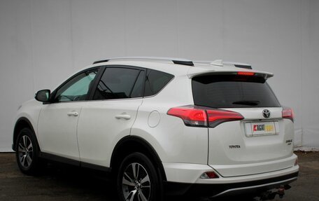 Toyota RAV4, 2017 год, 2 650 000 рублей, 5 фотография