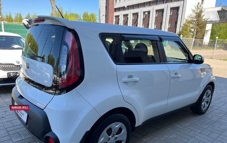 KIA Soul II рестайлинг, 2016 год, 1 495 000 рублей, 8 фотография