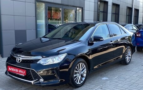 Toyota Camry, 2016 год, 2 850 000 рублей, 4 фотография