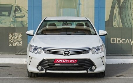 Toyota Camry, 2016 год, 2 099 000 рублей, 3 фотография