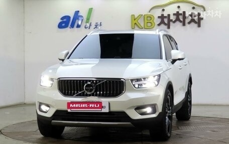 Volvo XC40 I, 2021 год, 3 300 005 рублей, 2 фотография