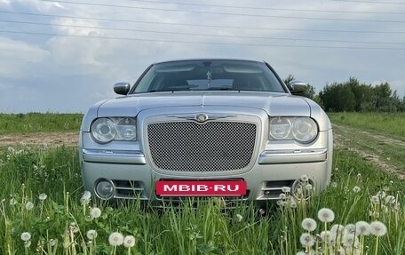 Chrysler 300C II, 2008 год, 1 198 000 рублей, 2 фотография