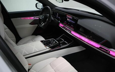 BMW 7 серия, 2023 год, 17 900 000 рублей, 10 фотография