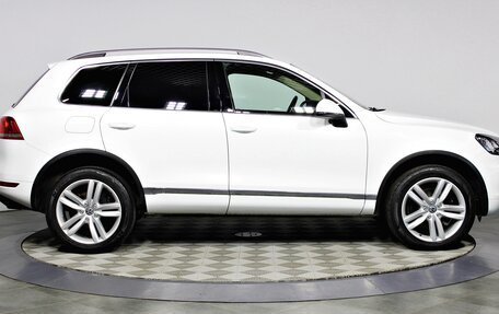 Volkswagen Touareg III, 2013 год, 2 197 000 рублей, 8 фотография