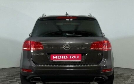 Volkswagen Touareg III, 2010 год, 2 899 000 рублей, 6 фотография