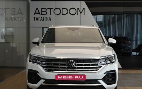 Volkswagen Touareg III, 2022 год, 9 399 000 рублей, 2 фотография