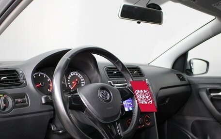 Volkswagen Polo VI (EU Market), 2017 год, 1 235 000 рублей, 7 фотография