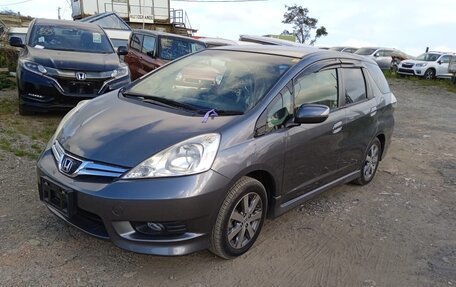 Honda Fit Shuttle I рестайлинг, 2013 год, 1 450 000 рублей, 1 фотография