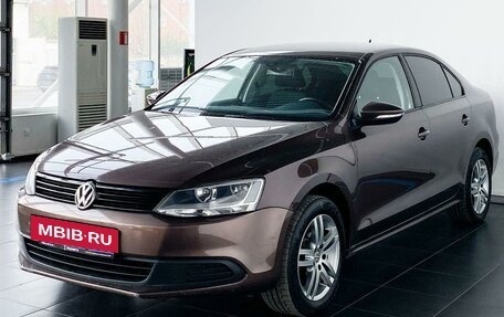 Volkswagen Jetta VI, 2014 год, 1 340 000 рублей, 2 фотография