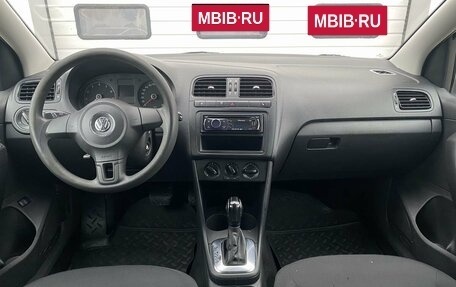 Volkswagen Polo VI (EU Market), 2013 год, 950 000 рублей, 10 фотография