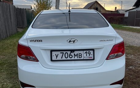 Hyundai Solaris II рестайлинг, 2015 год, 1 250 000 рублей, 6 фотография