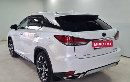 Lexus RX IV рестайлинг, 2020 год, 6 200 000 рублей, 7 фотография