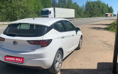 Opel Astra K, 2018 год, 1 399 999 рублей, 2 фотография