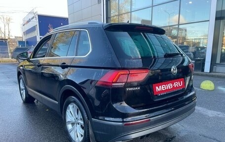 Volkswagen Tiguan II, 2017 год, 2 299 000 рублей, 4 фотография