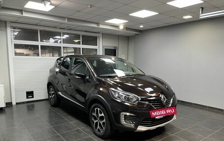 Renault Kaptur I рестайлинг, 2018 год, 1 870 000 рублей, 3 фотография