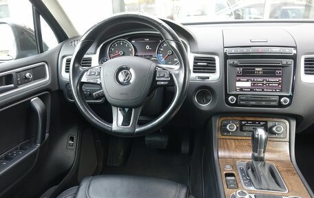 Volkswagen Touareg III, 2015 год, 2 690 000 рублей, 10 фотография