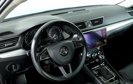 Skoda Superb III рестайлинг, 2018 год, 2 498 000 рублей, 19 фотография