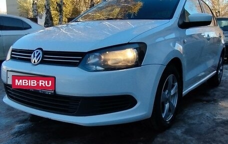 Volkswagen Polo VI (EU Market), 2014 год, 910 000 рублей, 2 фотография