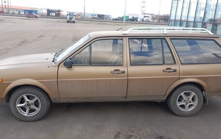 Volkswagen Passat B2, 1984 год, 100 000 рублей, 3 фотография