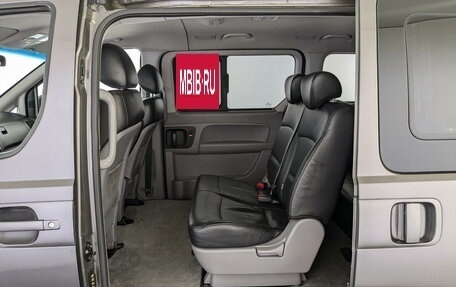 Hyundai H-1 II рестайлинг, 2012 год, 1 995 000 рублей, 11 фотография