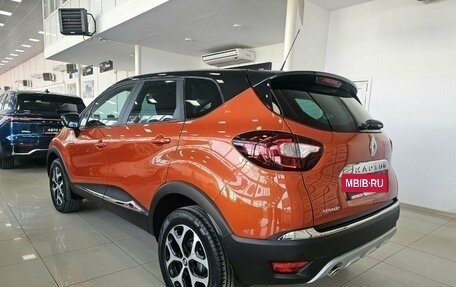 Renault Kaptur I рестайлинг, 2017 год, 1 780 000 рублей, 9 фотография