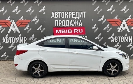 Hyundai Solaris II рестайлинг, 2015 год, 850 000 рублей, 5 фотография