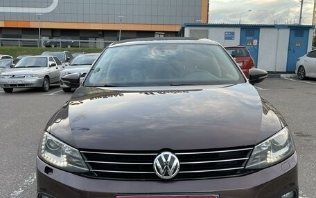 Volkswagen Jetta VI, 2015 год, 1 130 000 рублей, 1 фотография