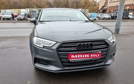 Audi A3, 2019 год, 2 950 000 рублей, 2 фотография