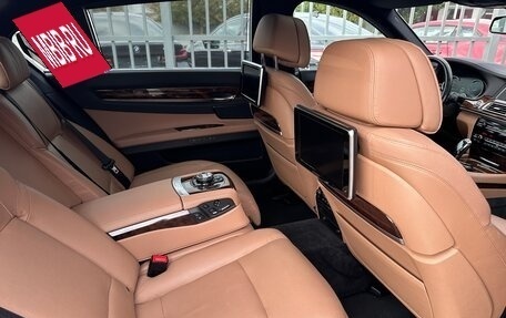 BMW 7 серия, 2014 год, 2 749 000 рублей, 24 фотография