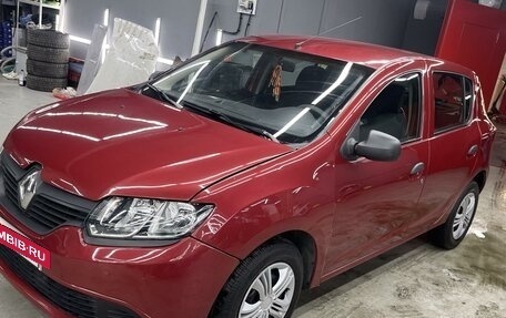 Renault Sandero II рестайлинг, 2015 год, 665 000 рублей, 12 фотография