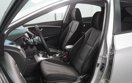 Hyundai i30 II рестайлинг, 2013 год, 909 000 рублей, 10 фотография