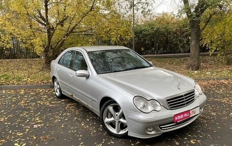 Mercedes-Benz C-Класс, 2005 год, 600 000 рублей, 8 фотография