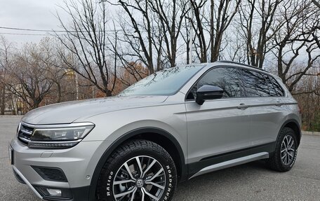 Volkswagen Tiguan II, 2019 год, 3 850 000 рублей, 5 фотография