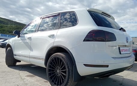 Volkswagen Touareg III, 2012 год, 1 800 000 рублей, 8 фотография