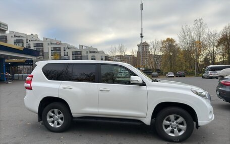 Toyota Land Cruiser Prado 150 рестайлинг 2, 2015 год, 4 300 000 рублей, 7 фотография