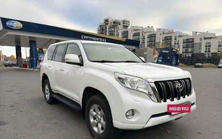 Toyota Land Cruiser Prado 150 рестайлинг 2, 2015 год, 4 300 000 рублей, 3 фотография