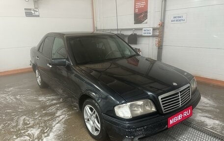 Mercedes-Benz C-Класс, 1997 год, 355 000 рублей, 1 фотография