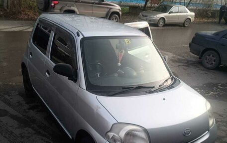 Daihatsu Esse, 2010 год, 380 000 рублей, 1 фотография