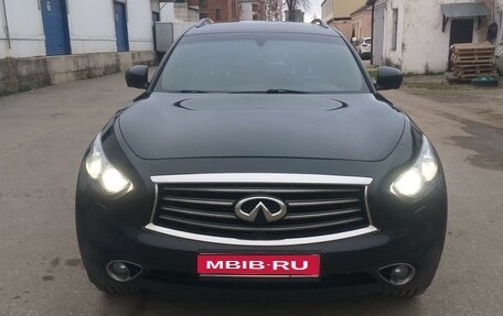 Infiniti QX70, 2014 год, 2 150 000 рублей, 1 фотография