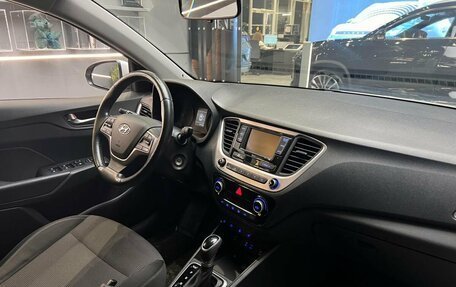 Hyundai Solaris II рестайлинг, 2018 год, 1 389 000 рублей, 8 фотография