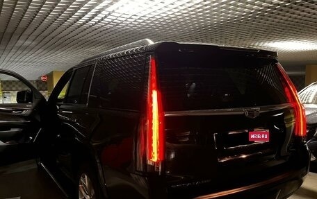 Cadillac Escalade IV, 2017 год, 5 299 000 рублей, 2 фотография