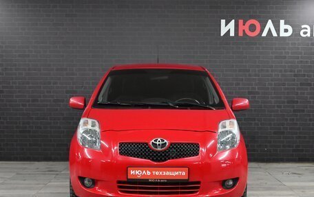 Toyota Yaris III рестайлинг, 2008 год, 790 000 рублей, 2 фотография