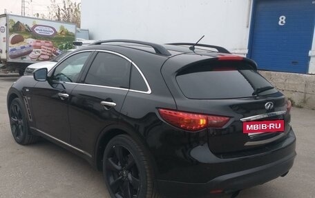 Infiniti QX70, 2014 год, 2 150 000 рублей, 3 фотография