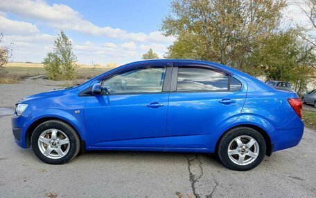 Chevrolet Aveo III, 2013 год, 700 000 рублей, 4 фотография